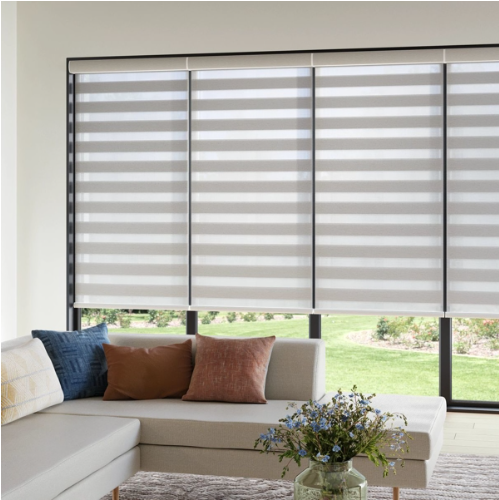 A couch in a room with a vase of flowers

AI-generated content may be incorrect.