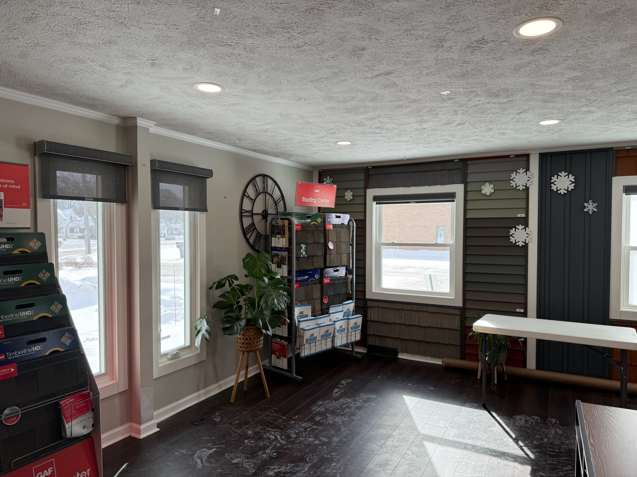 Light Filtering Solar Rollers