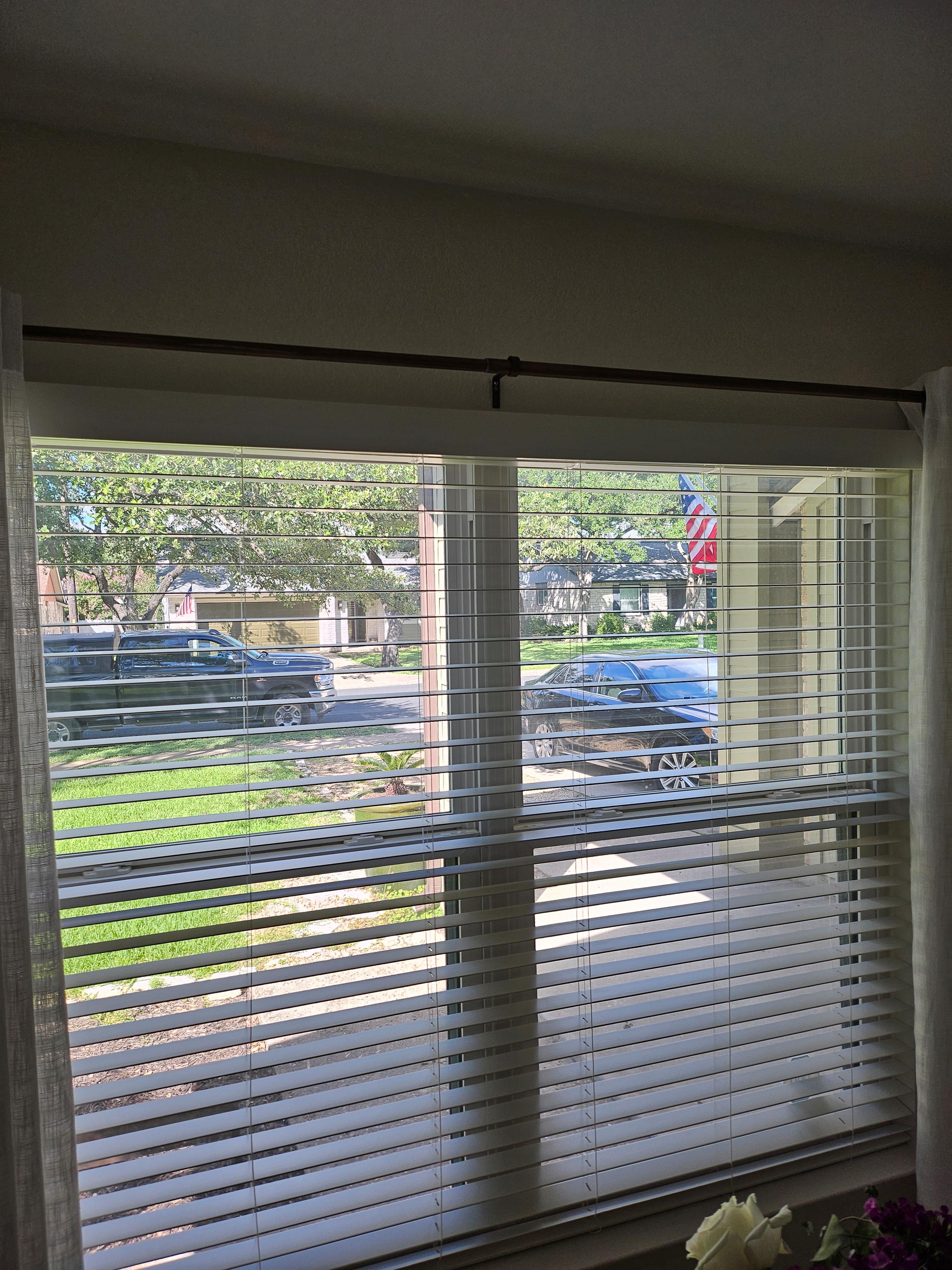 Faux Wood Blinds in Circle C