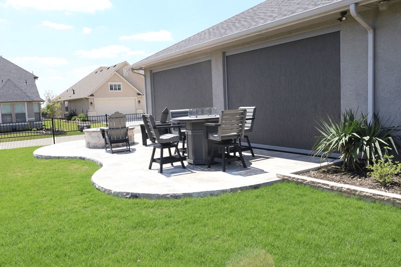 Our exterior shades are designed to reduce glare and heat while letting you enjoy the outdoors. Relax and unwind in comfort, no