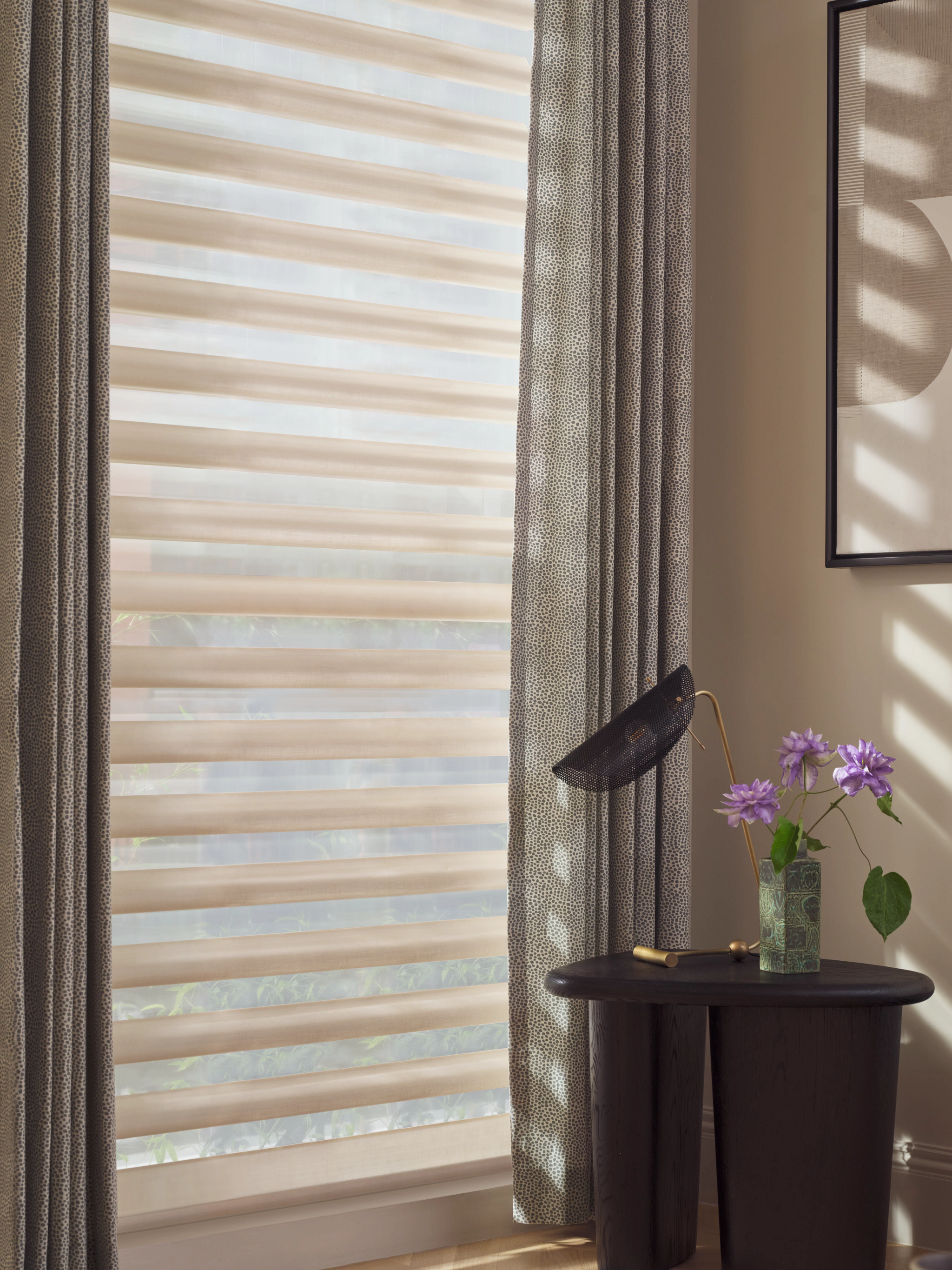 2025 ALU PIR PV LF -Oakley Sand Jasper Living Room MD With Drapes